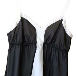 ELLE Top🌻2/$15  